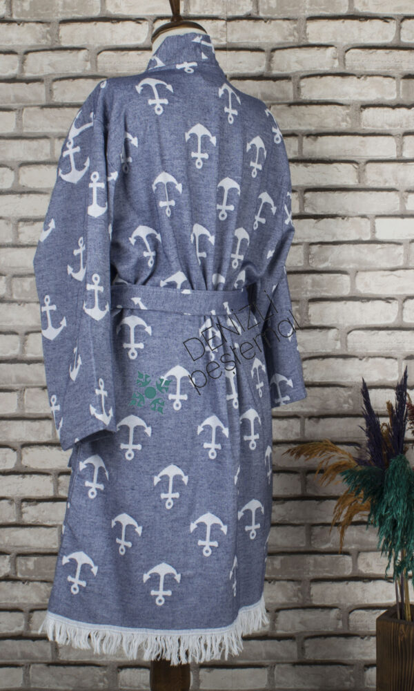 Anchor-robe-3.jpg