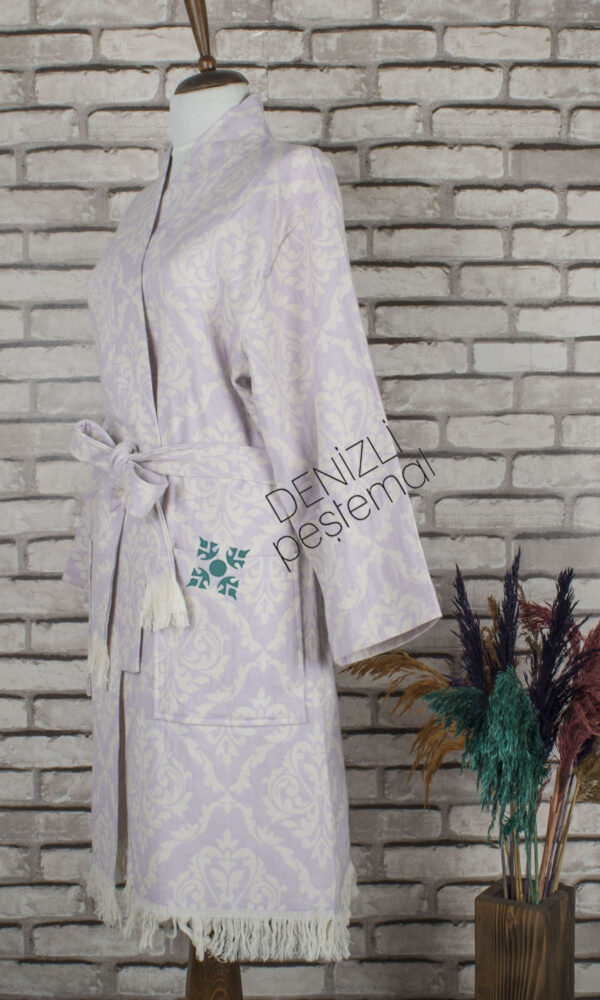 Damask-Kimono-Robe-4.jpg