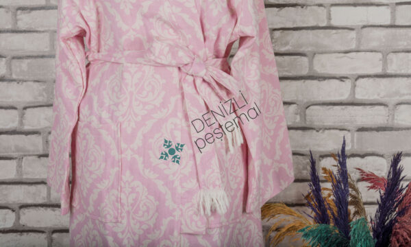Damask-Kimono-Robe-7.jpg