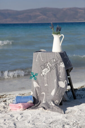 Double Face Flamingo Peshtemals